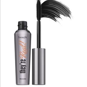 BENEFIT THEY’RE REAL MASCARA